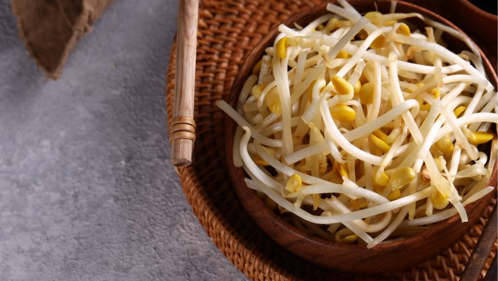 கர்ப்பிணிப் பெண்கள் சாப்பிட கூடிய சிறந்த ஆரோக்கியமான ஸ்நாக்ஸ் 8 healthy snack foods for pregnancy in tamil - Sprouts